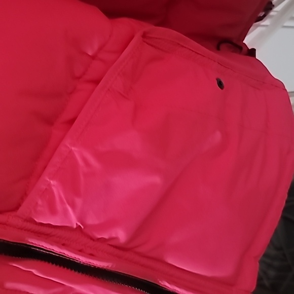 Calvin Klein Vibrant Pink Puffer Jacket - Picture 10 of 14